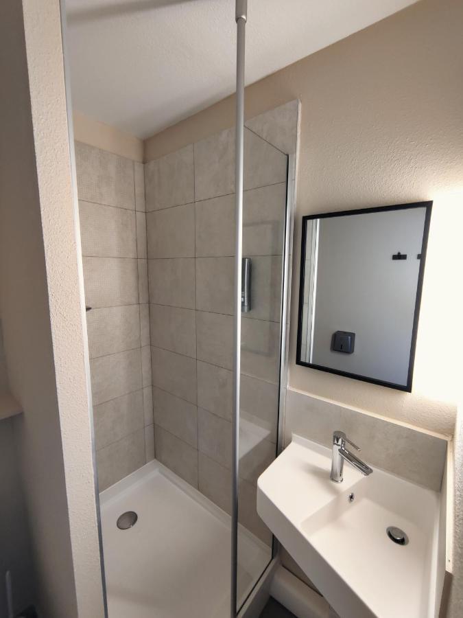 Chambre Double (1-2 Adultes)