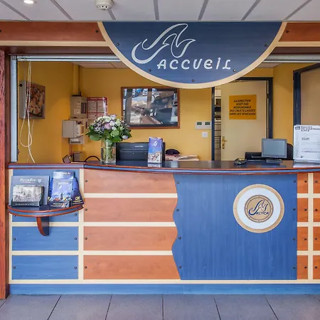 B&B HOTEL La Rochelle Centre Les Minimes-2